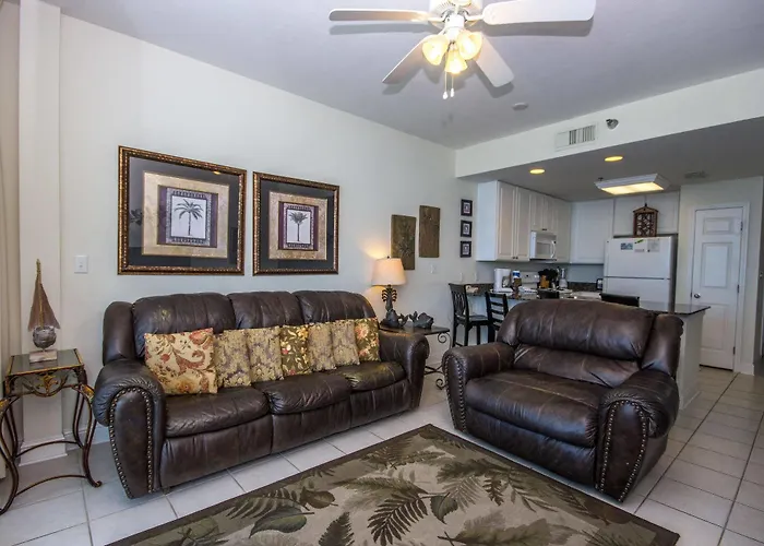 The Lighthouse By Young's Suncoast 3*